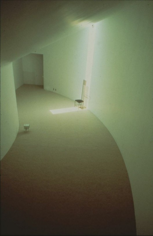 Introspección: 10 casas sin ventanas abriéndose al interior ...